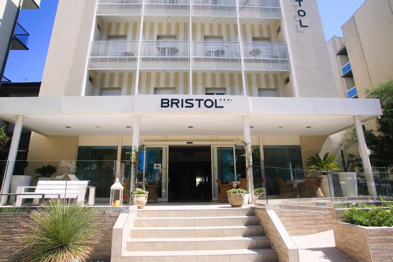 Hotel Bristol 카톨리카 외부 사진